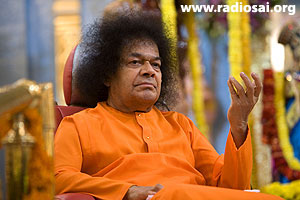 Swami and Me Dr. Moevs