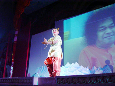 A scene from Sai Bhagavatam - play presented by Sri Sathya Sai Primary School